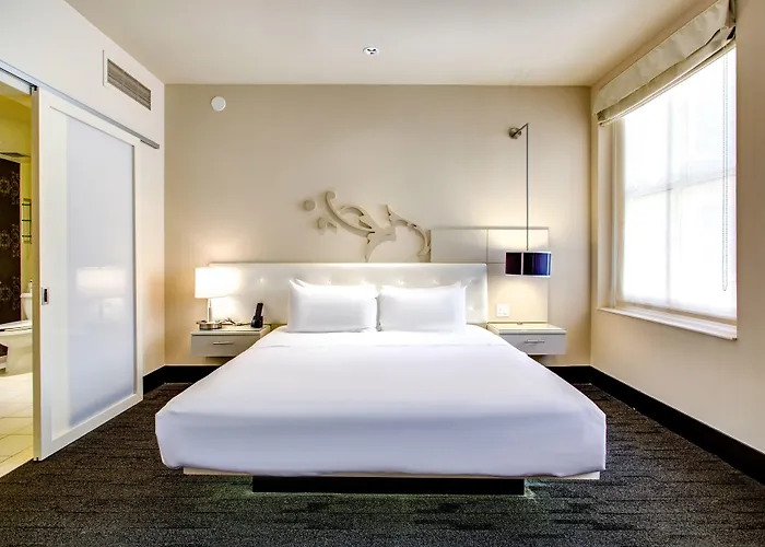 The Midland Hotel, Chicago, A Tribute Portfolio Hotel Chicago